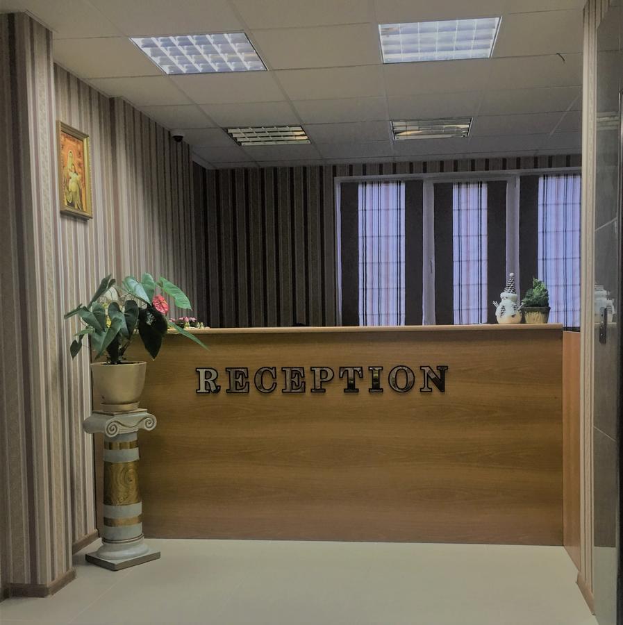 Passage Hotel Ternopil Buitenkant foto